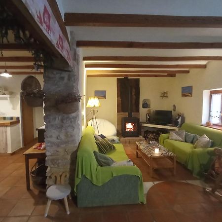 La Casa Del Teix Guest House Eslida Luaran gambar