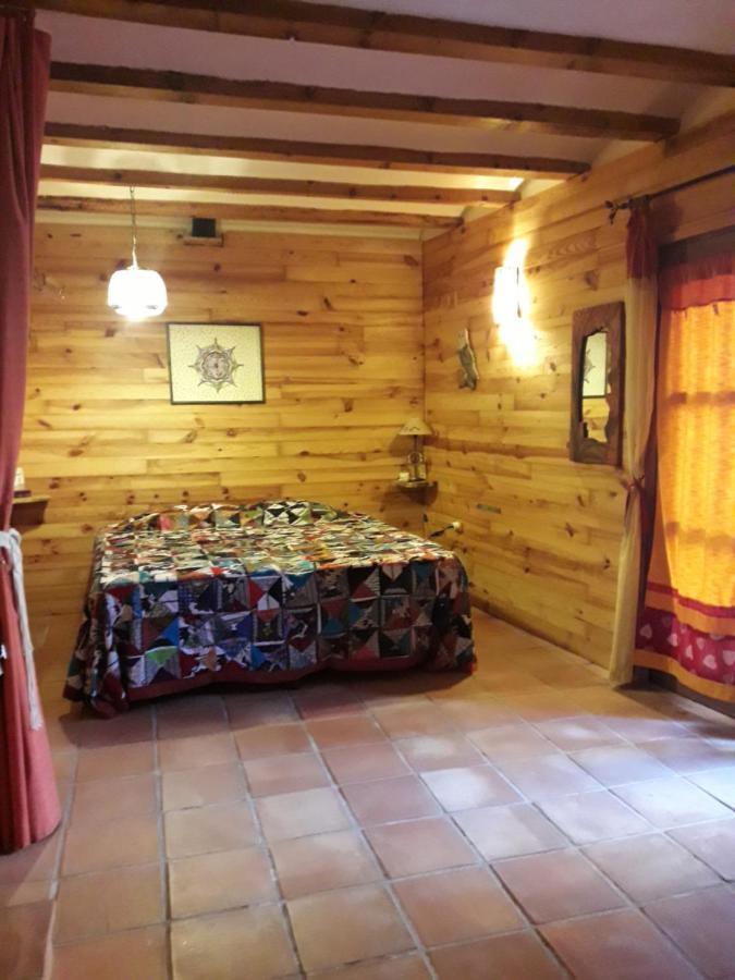 La Casa Del Teix Guest House Eslida Luaran gambar