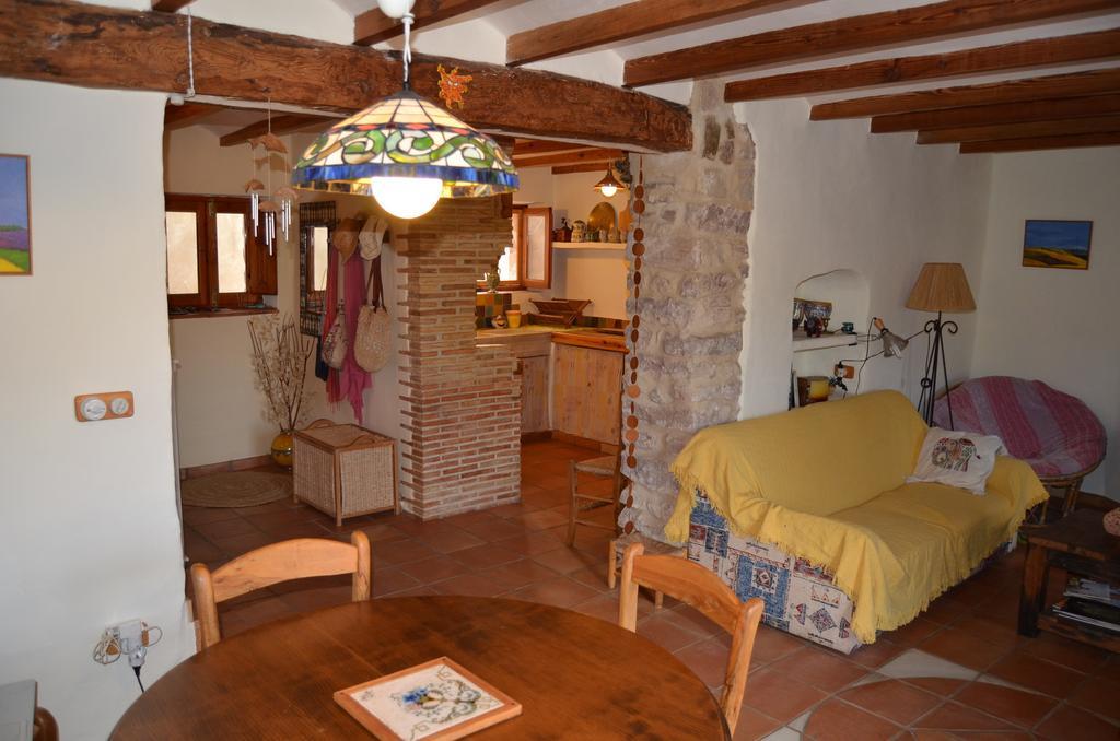 La Casa Del Teix Guest House Eslida Bilik gambar